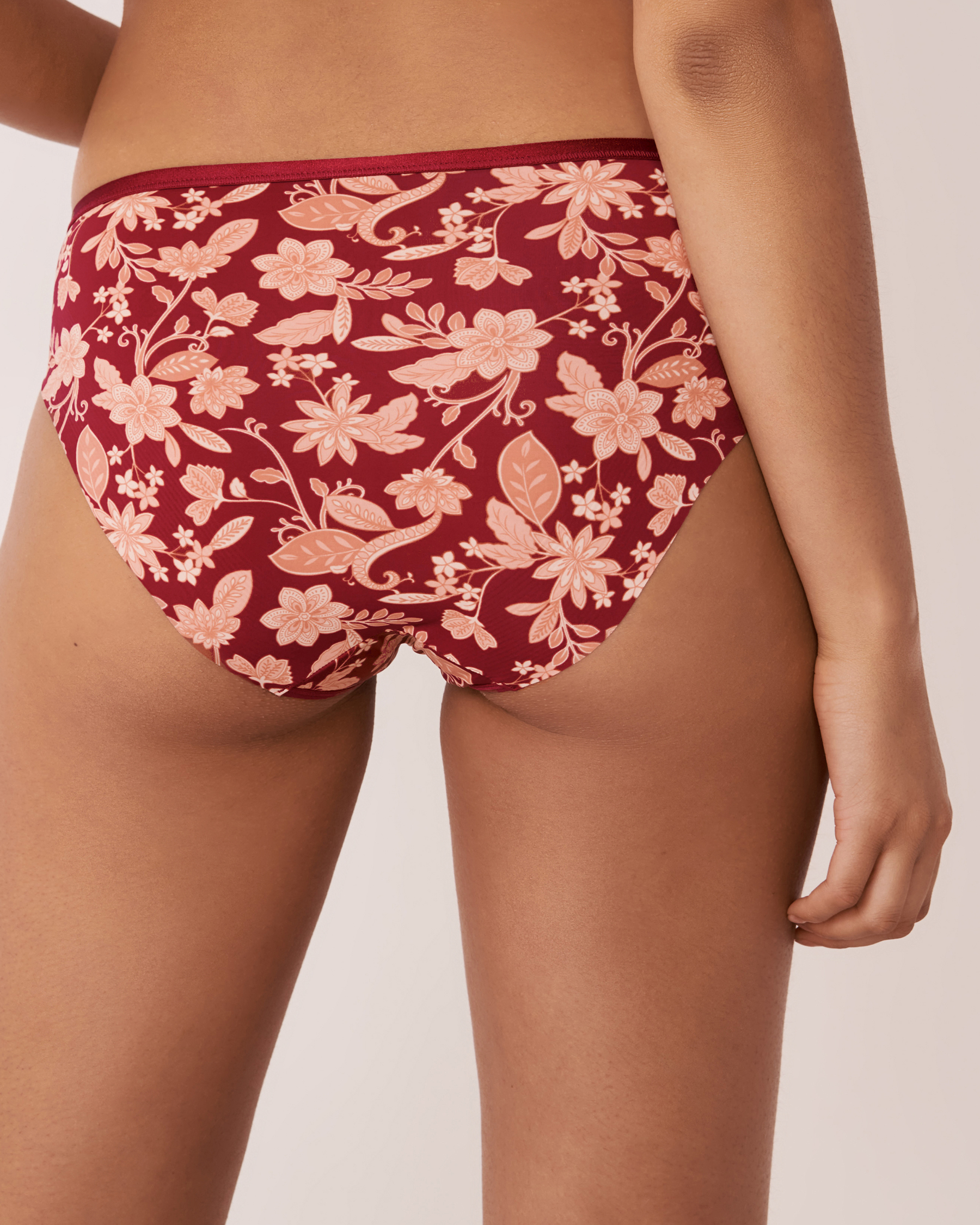 LA VIE EN ROSE Microfiber Sleek Back Bikini Panty Rich floral 20300150 - View2