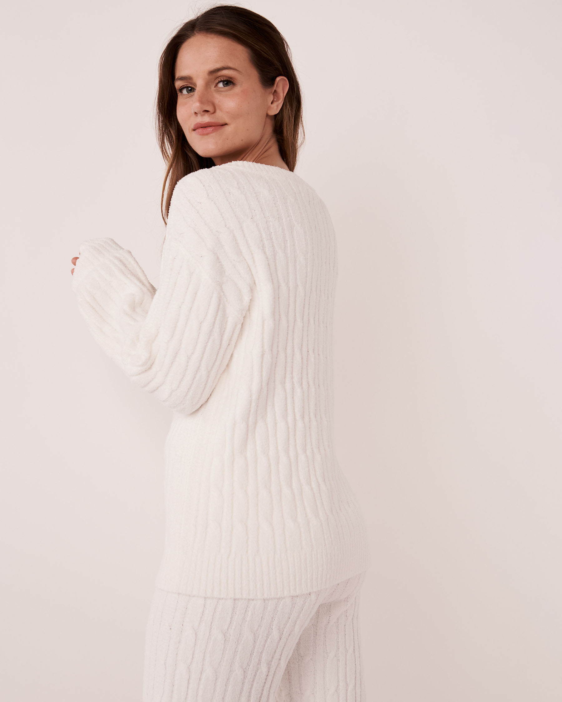 LA VIE EN ROSE Cable-knit Chenille Sweater Snow white 50100057 - View2