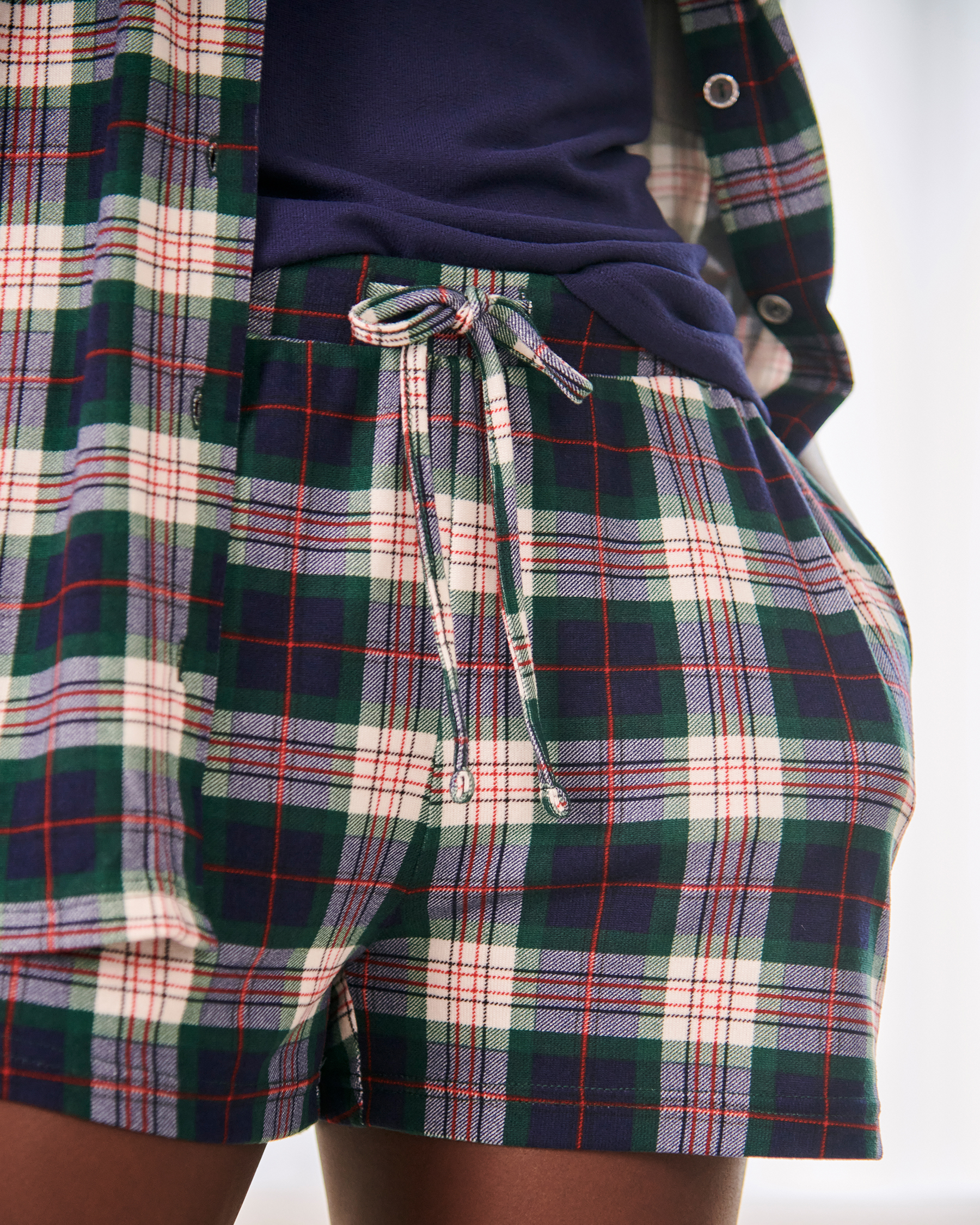 LA VIE EN ROSE Soft Knit Plaid Shorts Classic navy plaid 40200351 - View1