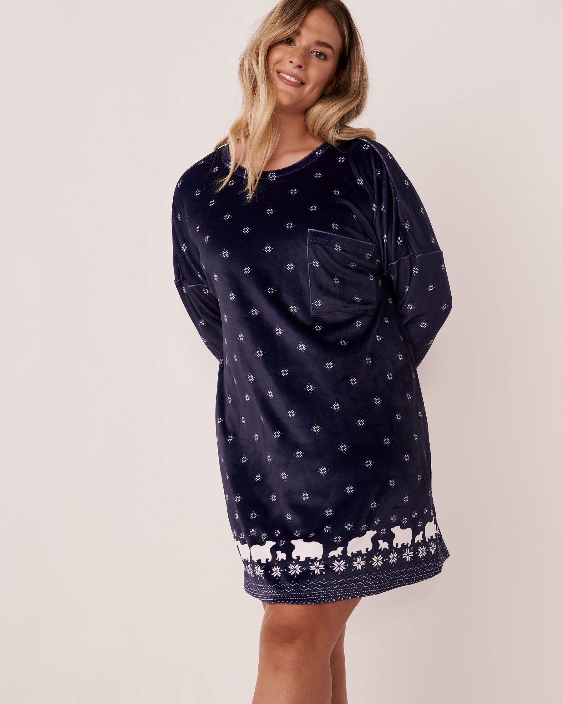 LA VIE EN ROSE Luxury Velour Long Sleeve Sleepshirt Navy winter wonderland 40500228 - View1