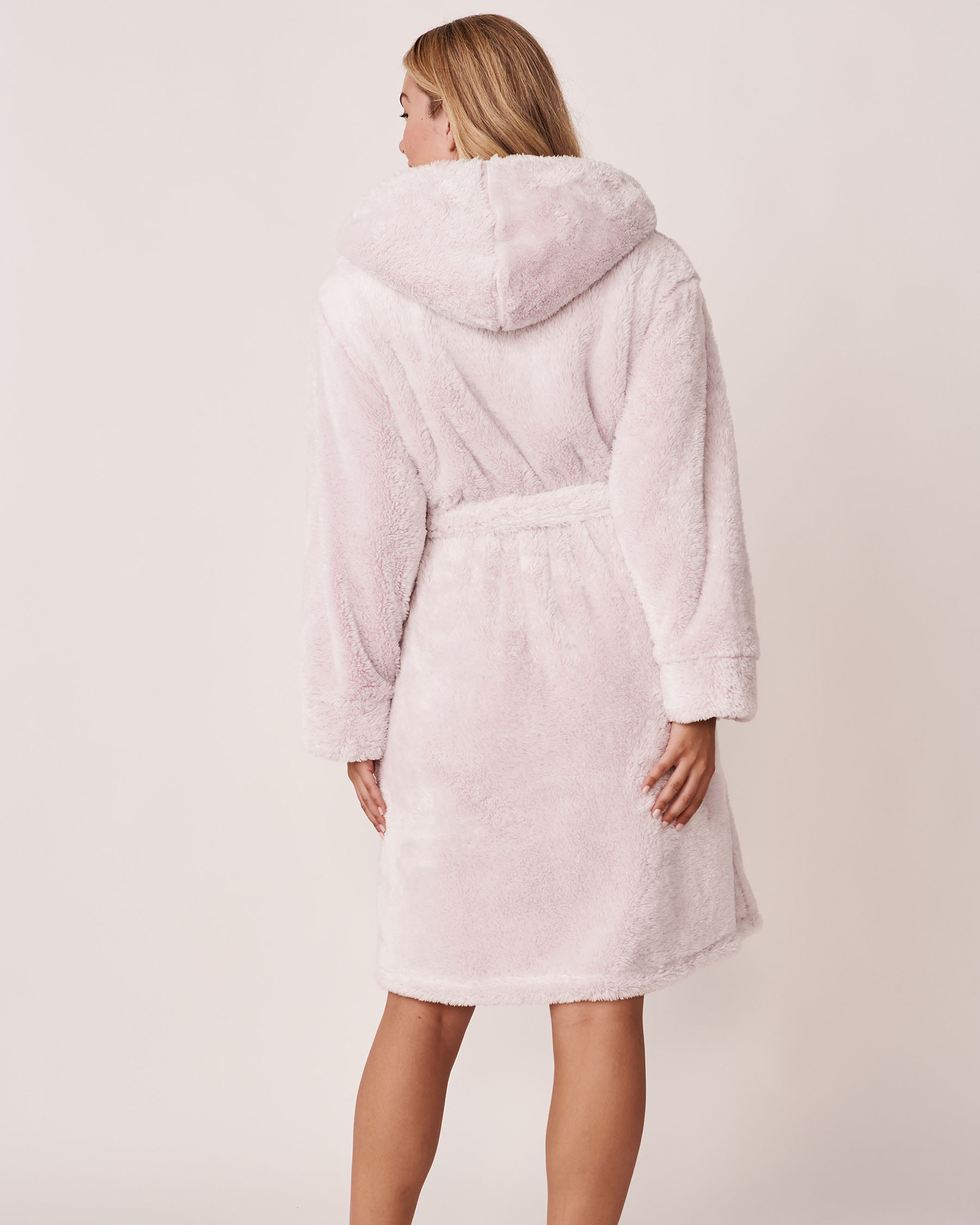 LA VIE EN ROSE Soft Plush Hooded Robe Lilac cloud 40600098 - View3