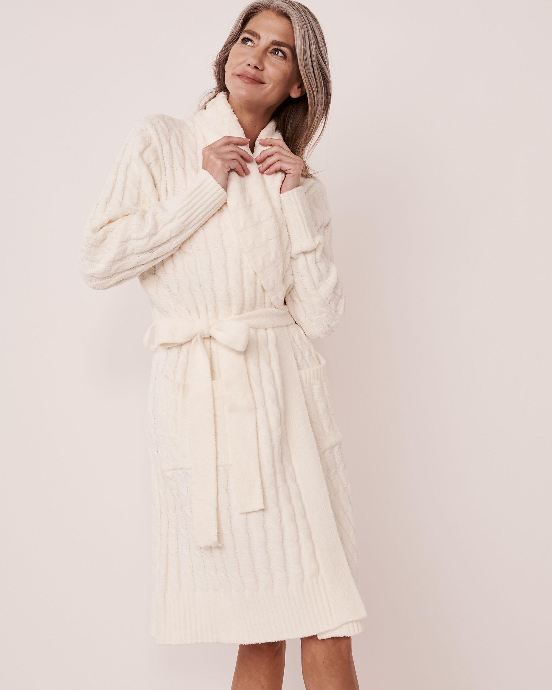 LA VIE EN ROSE Robe de chambre tricot torsadé en chenille Blanc neige 40600099 - Voir1