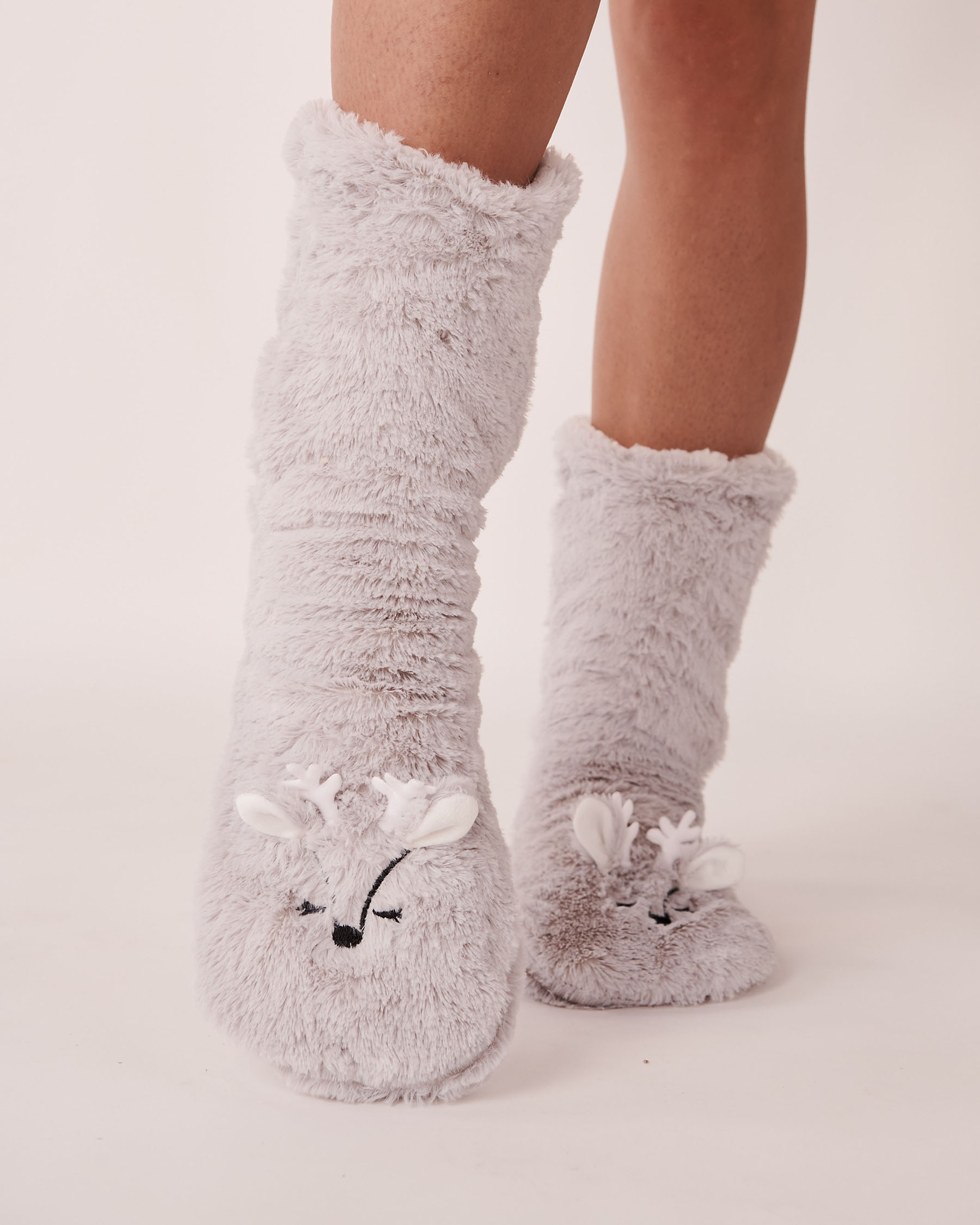 LA VIE EN ROSE Animal Print Plush Socks Silver grey 40700237 - View3
