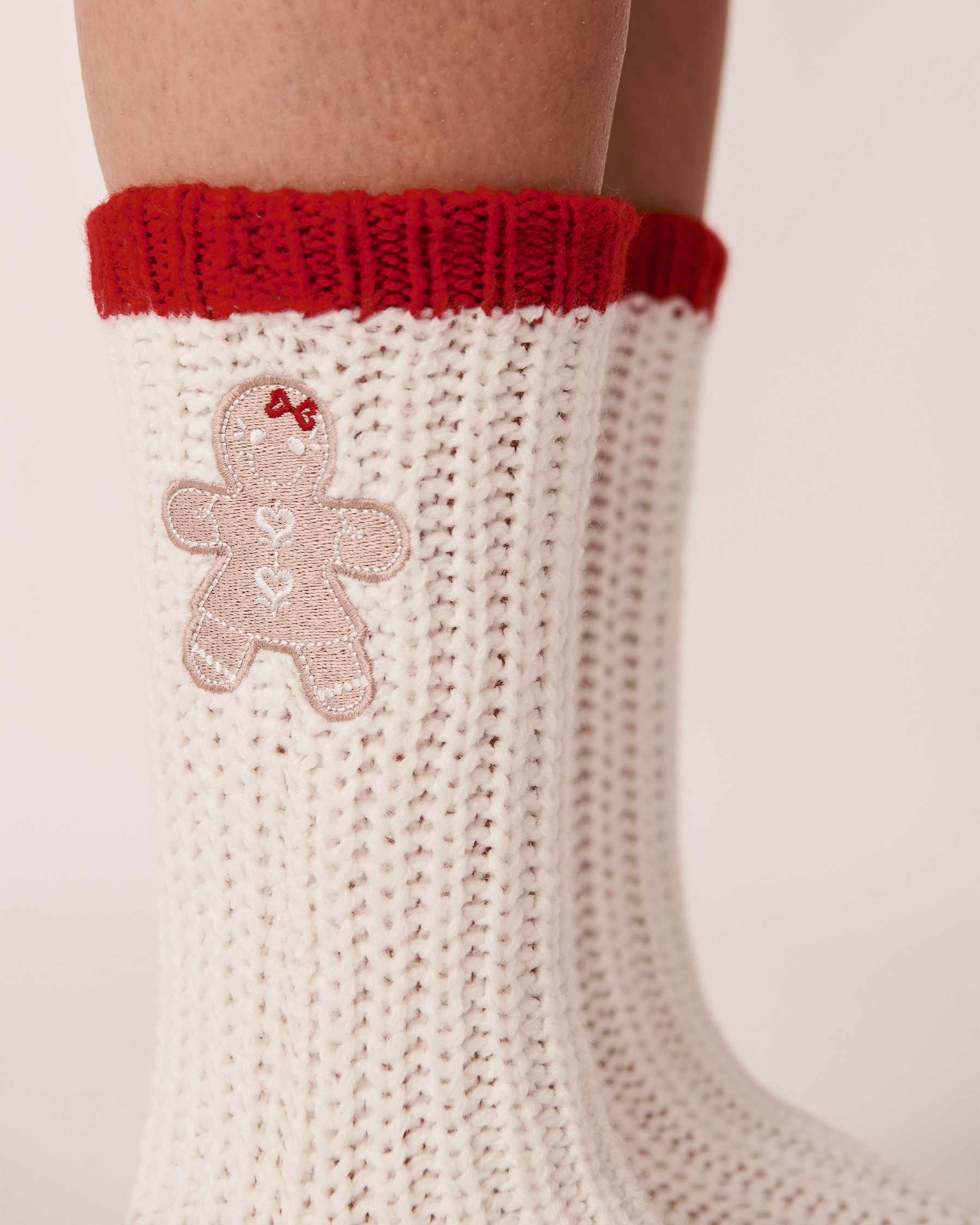 LA VIE EN ROSE Knitted Socks with winter Embroidery Snow white 40700245 - View3