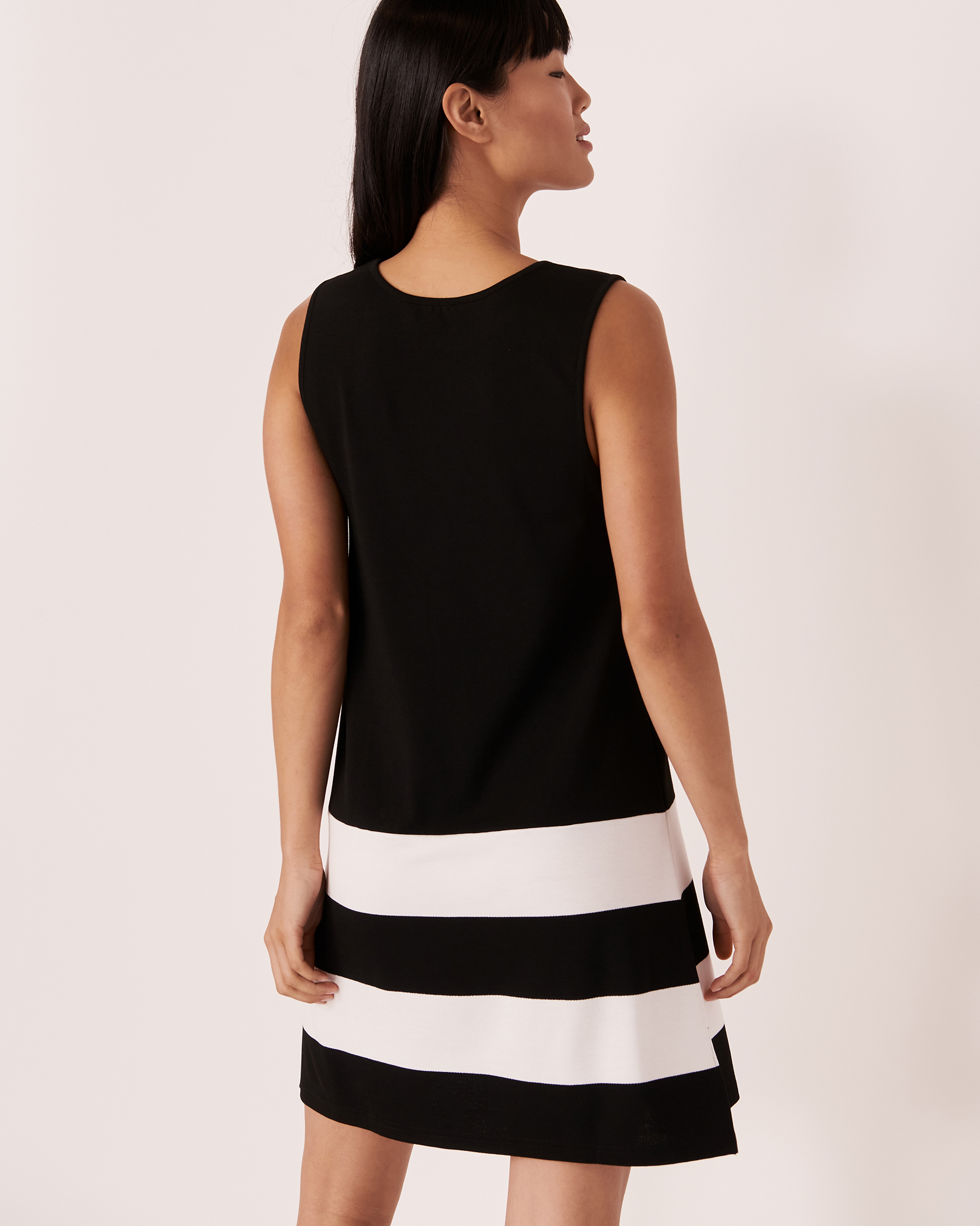 LA VIE EN ROSE AQUA Straight Fit Mini Dress Black and white detail 80300025 - View2