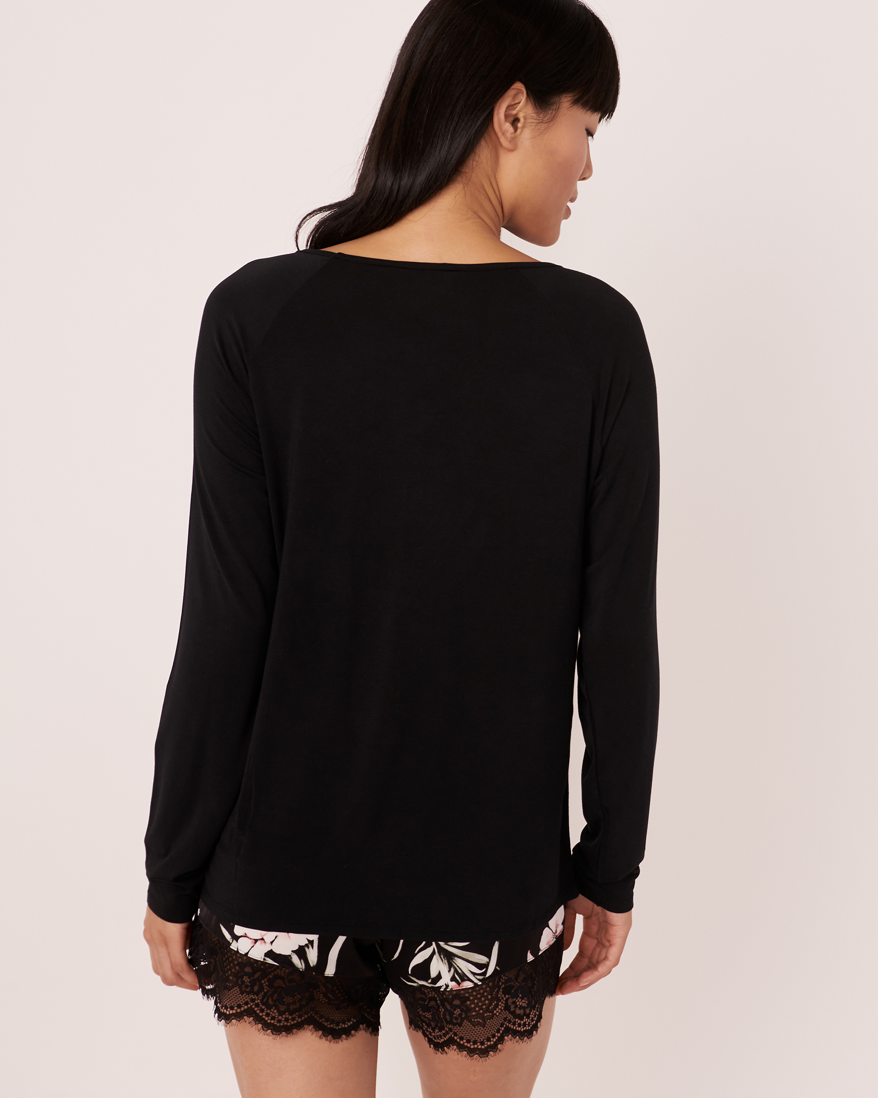 LA VIE EN ROSE Modal Long Sleeve Shirt Black 40100208 - View2