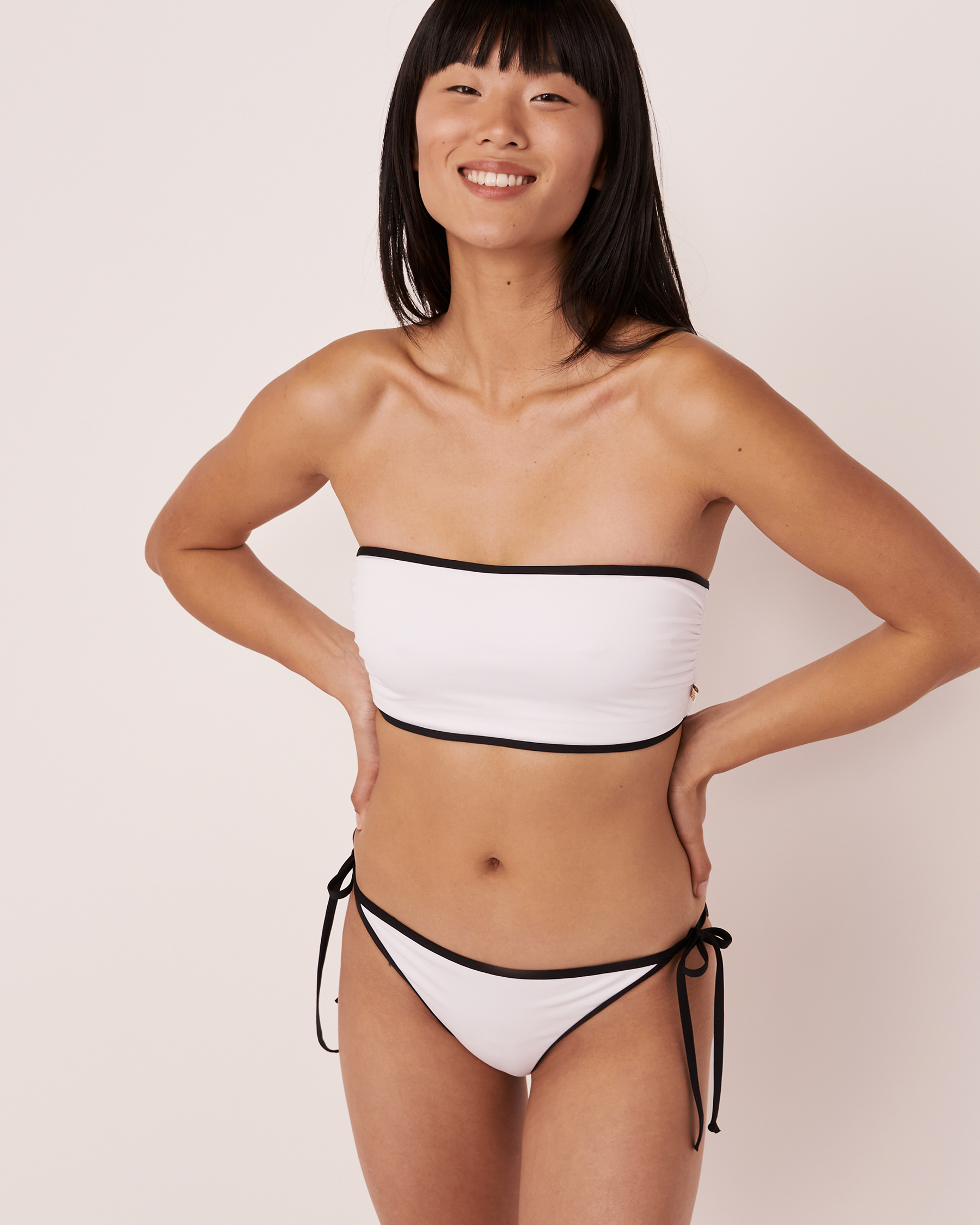 LA VIE EN ROSE AQUA BLACKSTRING Brazilian Bikini Bottom White 70300123 - View3