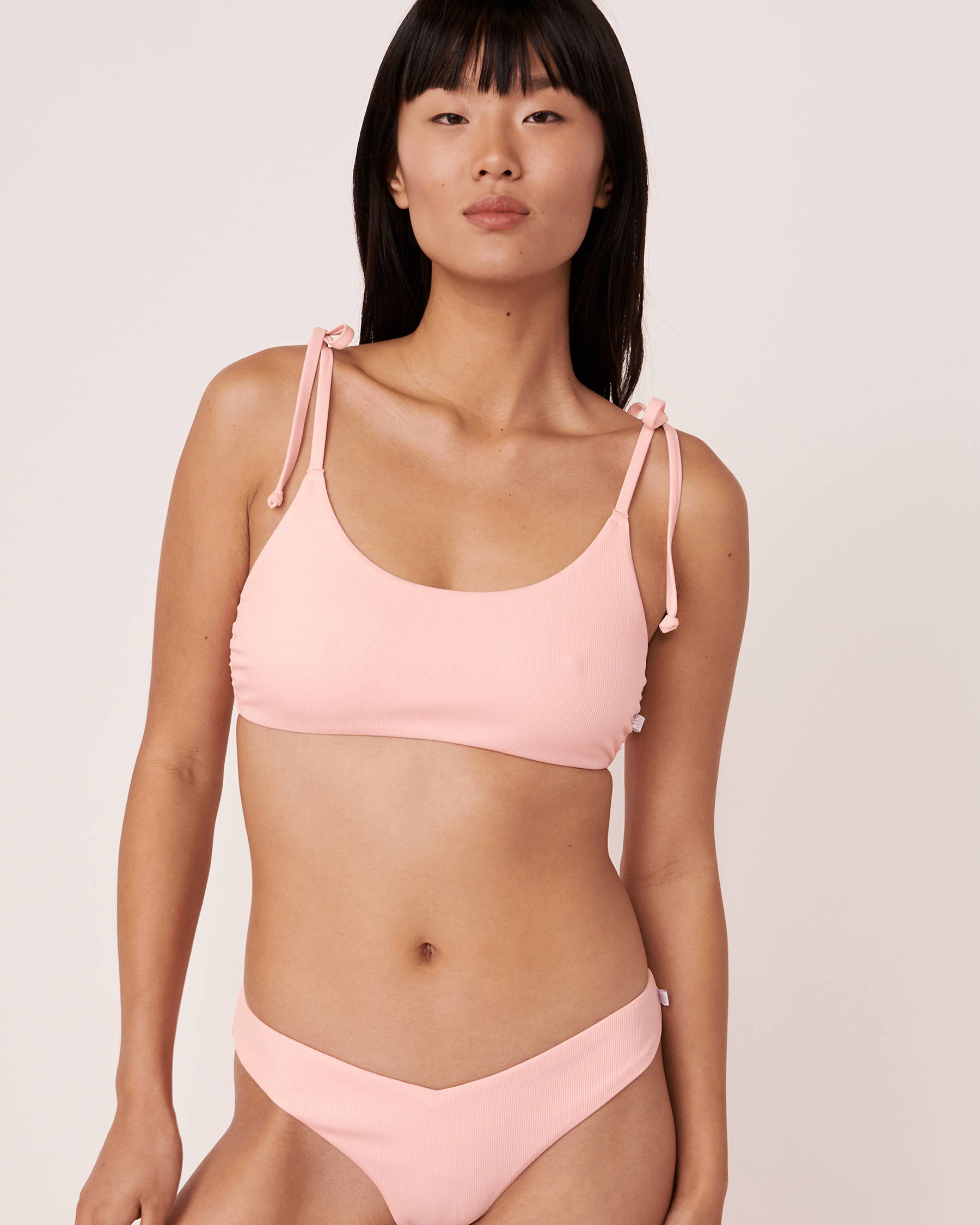 LA VIE EN ROSE AQUA Bas de bikini tanga en fibres recyclées POWDER Rose bébé 70300130 - Voir3
