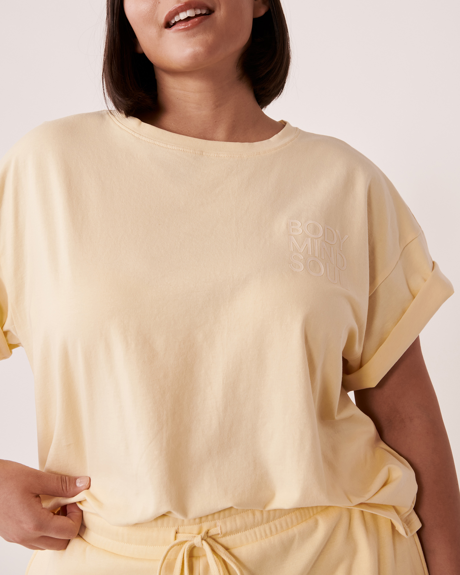 LA VIE EN ROSE Drop Shoulder T-shirt Apricot 50100032 - View5