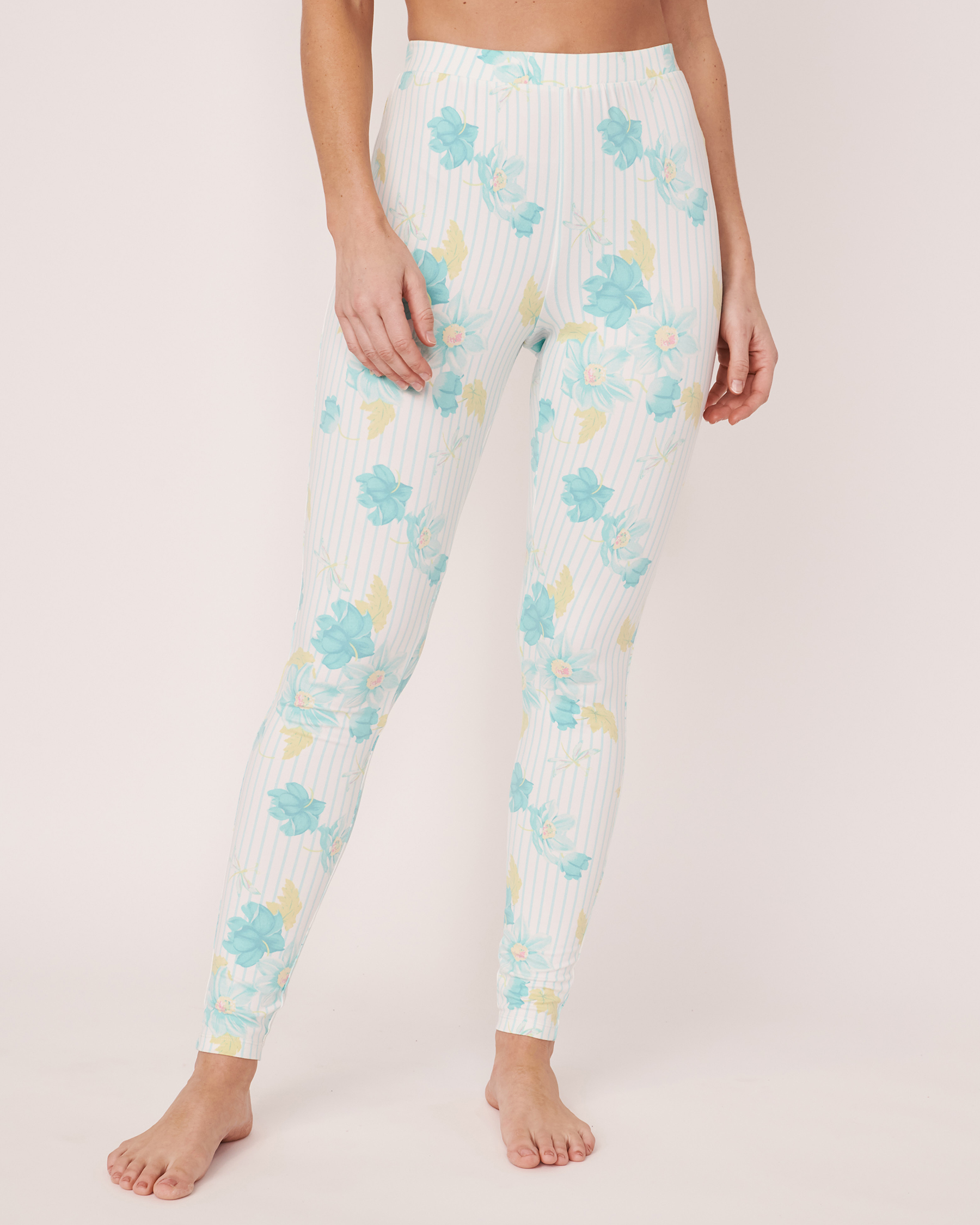 LA VIE EN ROSE Pantalon de pyjama ajusté ultra doux Fleurs et libellules 40200243 - Voir1