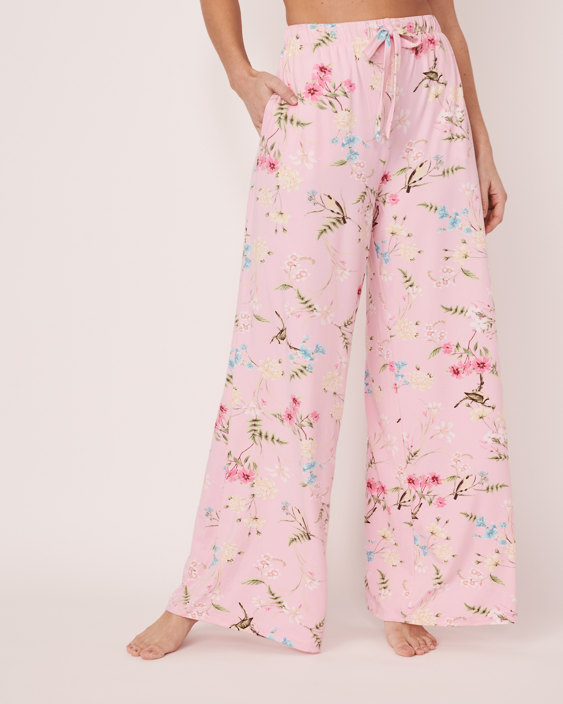 LA VIE EN ROSE Super Soft Wide Leg Pyjama Pants Botanical bird 40200248 - View2