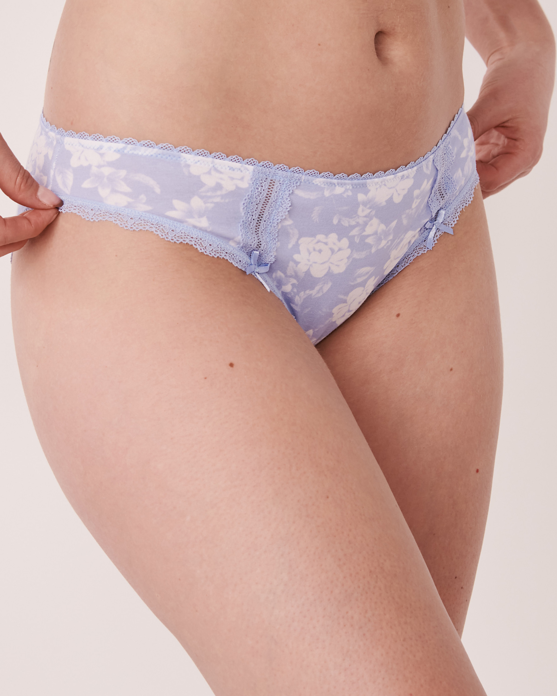 LA VIE EN ROSE Cotton and Lace Detail Bikini Panty Serenity blue floral 20100167 - View1