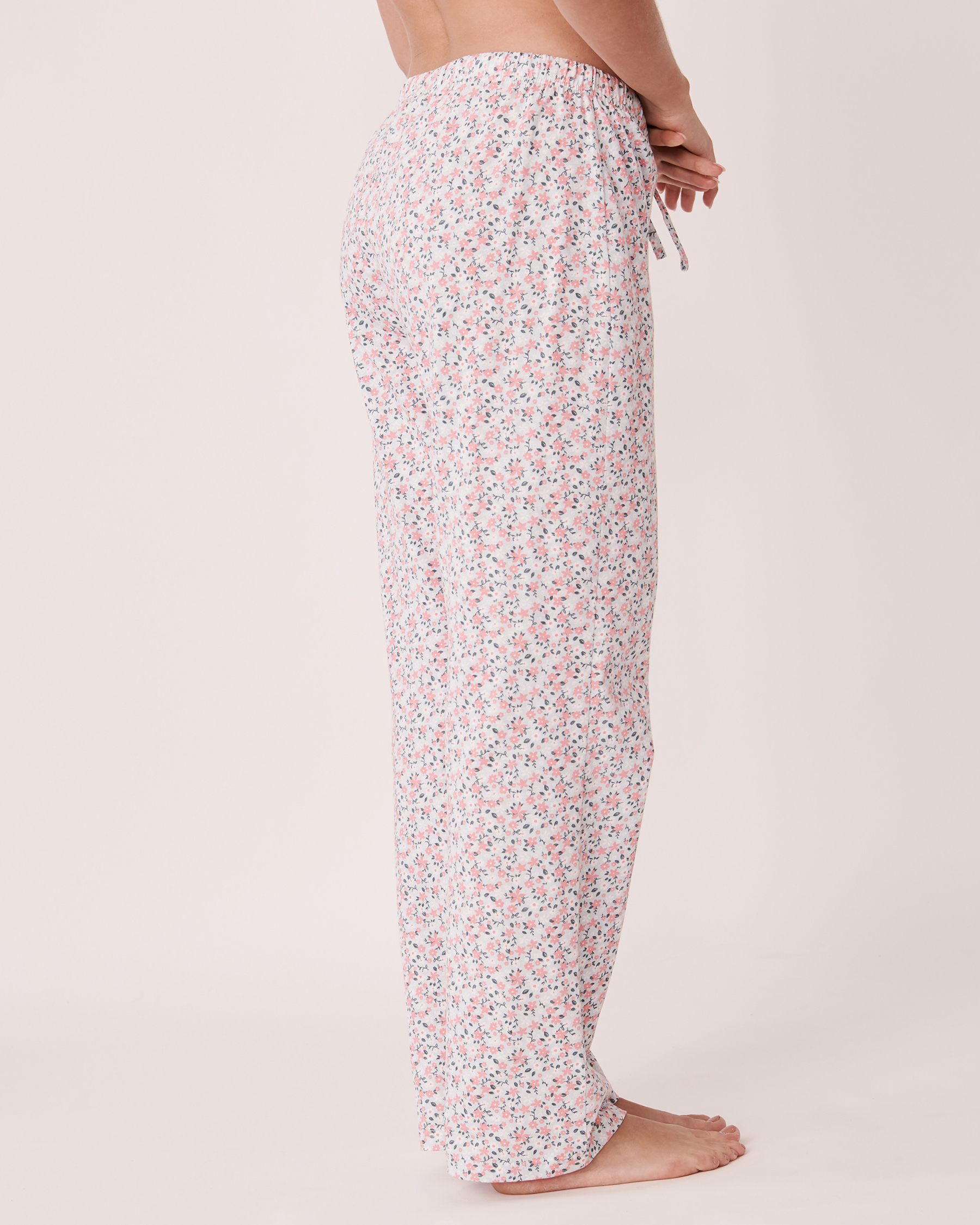 LA VIE EN ROSE Pantalon de pyjama à jambe droite Floral miniature 40200259 - Voir2