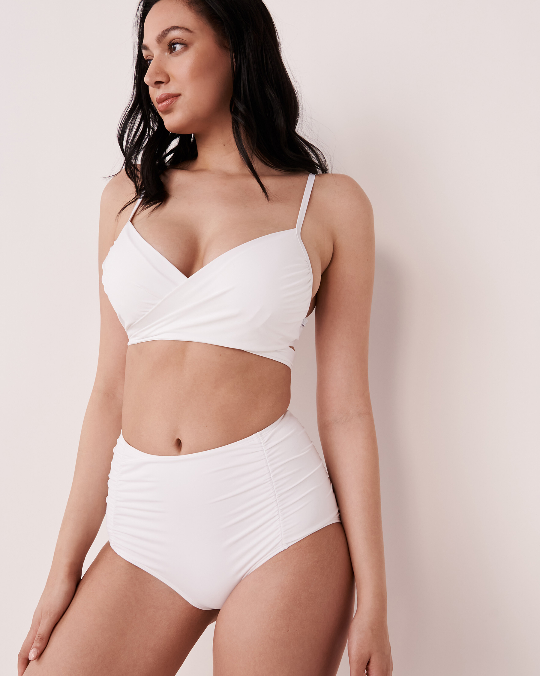 LA VIE EN ROSE AQUA Bas de bikini taille haute plissée en fibres recyclées SOLID Blanc 70300203 - Voir3