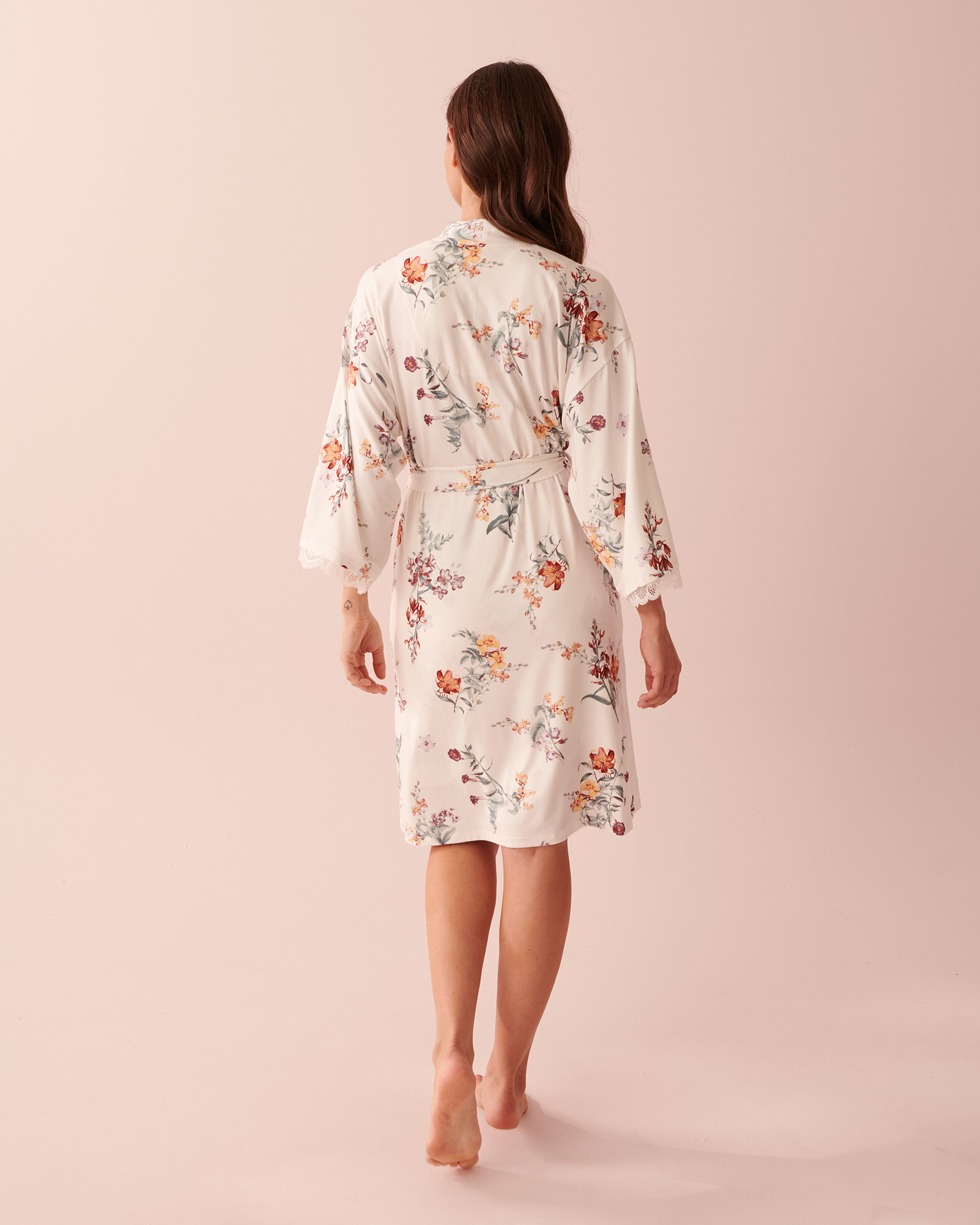 LA VIE EN ROSE Super Soft Lace Trim Kimono Bucolic bouquet 40600134 - View2