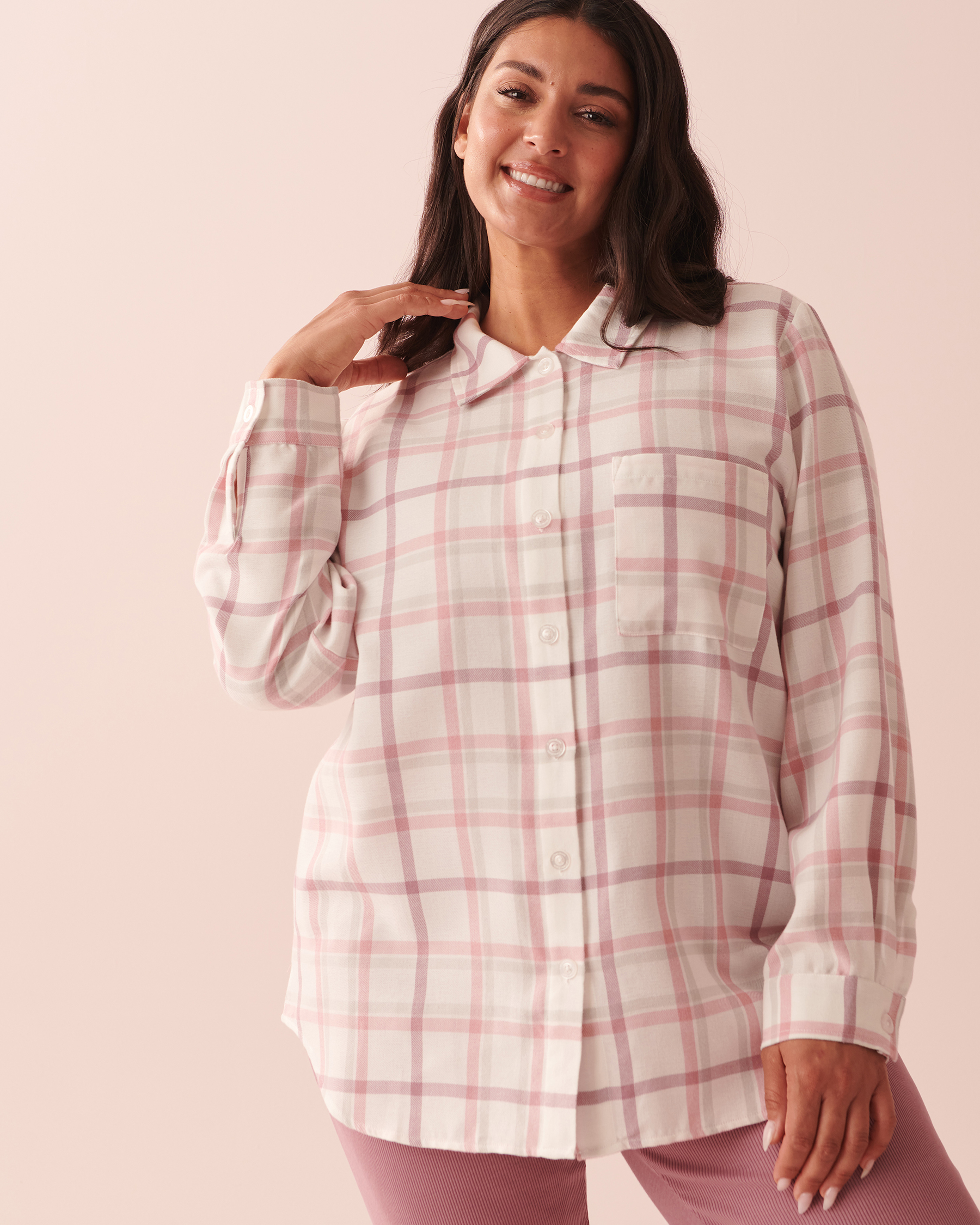 LA VIE EN ROSE Plaid Long Sleeve Button-down Shirt Blush rose plaid 40100485 - View3