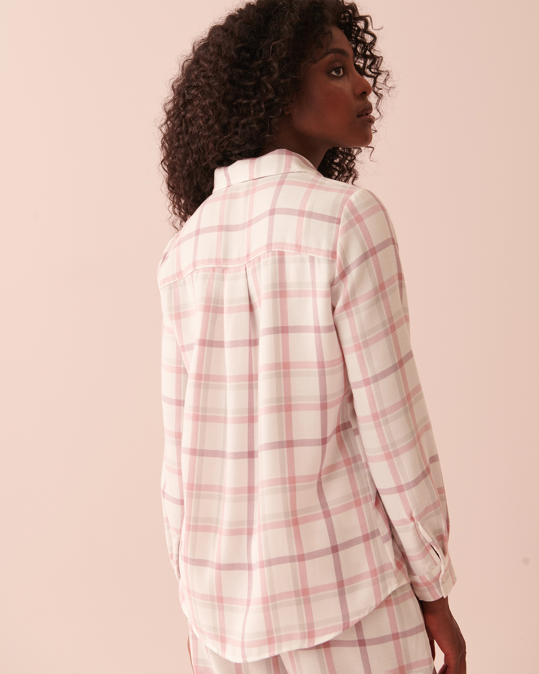 LA VIE EN ROSE Plaid Long Sleeve Button-down Shirt Blush rose plaid 40100485 - View8