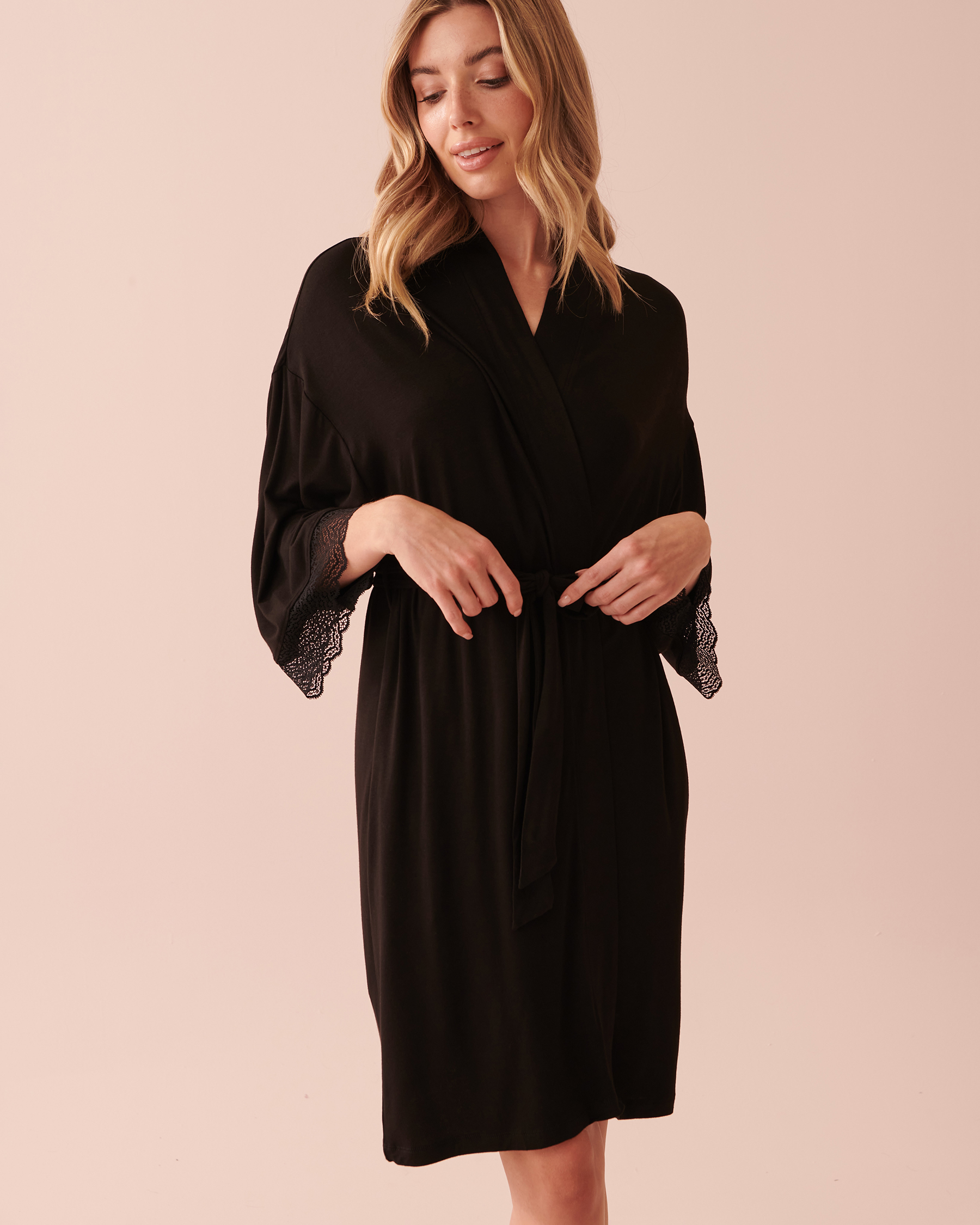 LA VIE EN ROSE Soft Jersey Lace Trim Kimono Black 40600139 - View5
