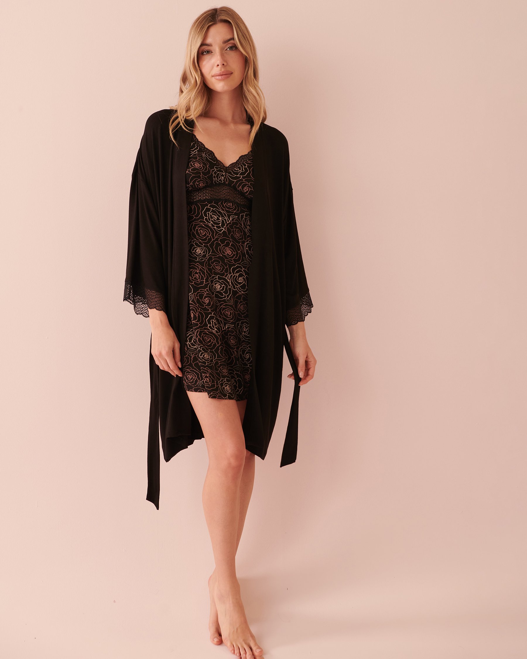 LA VIE EN ROSE Soft Jersey Lace Trim Kimono Black 40600139 - View7