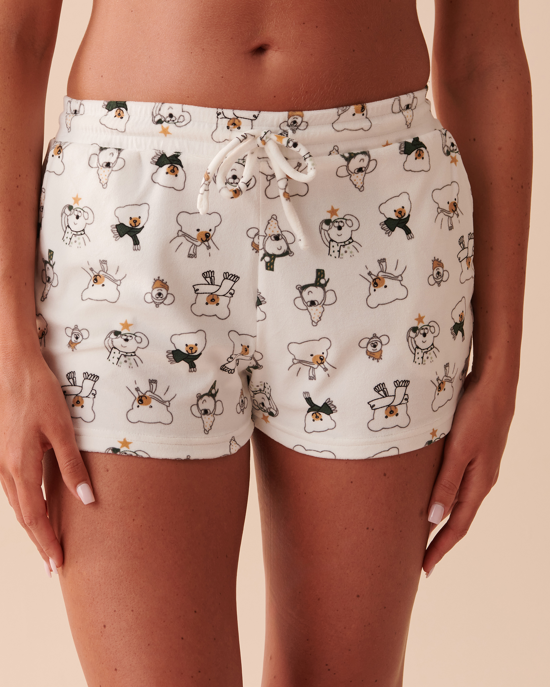 LA VIE EN ROSE Luxury Velour Pajama Shorts Festive Bears & Mice 40200489 - View1