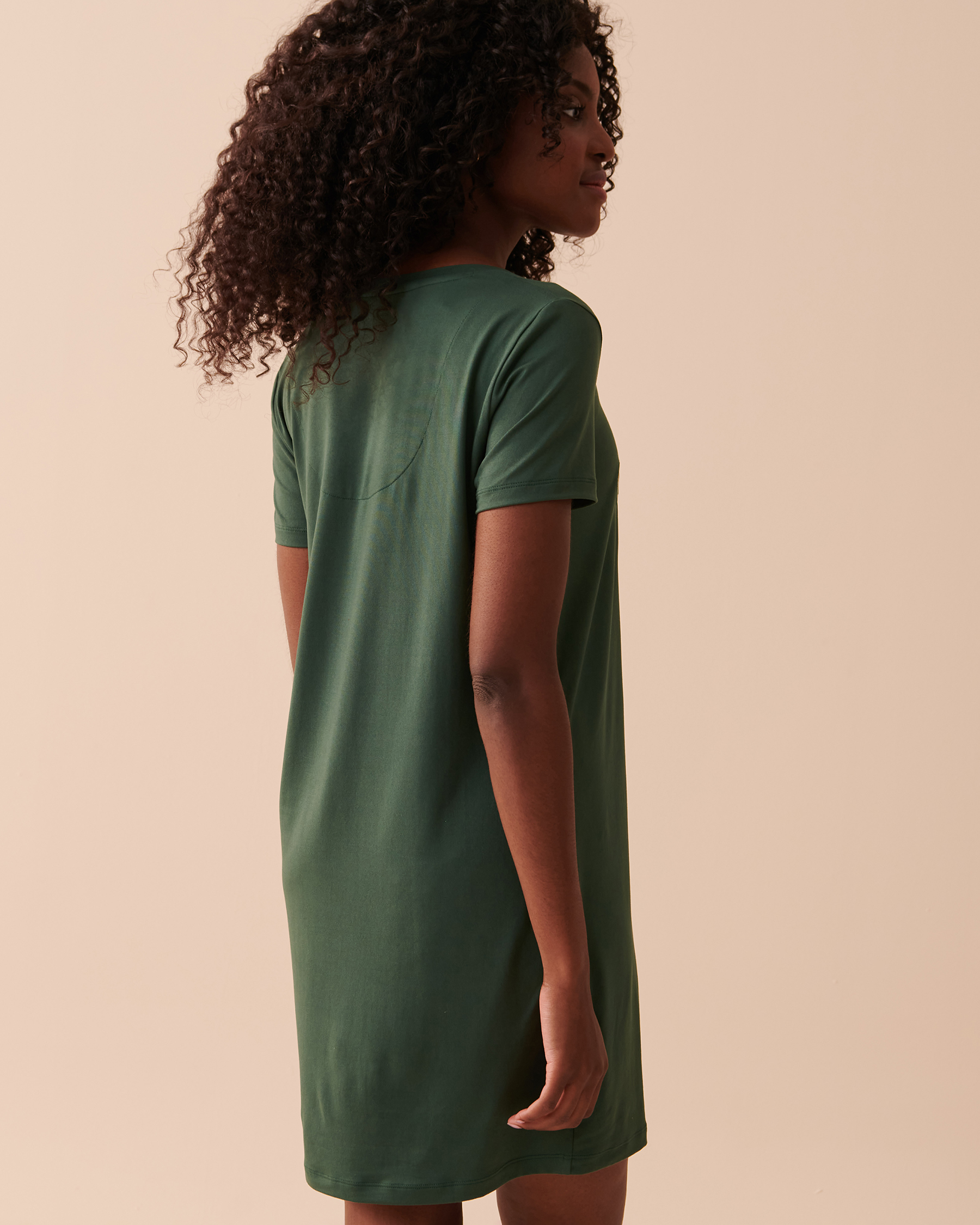 LA VIE EN ROSE Super Soft Short Sleeve Sleepshirt Pine Green 40500321 - View2