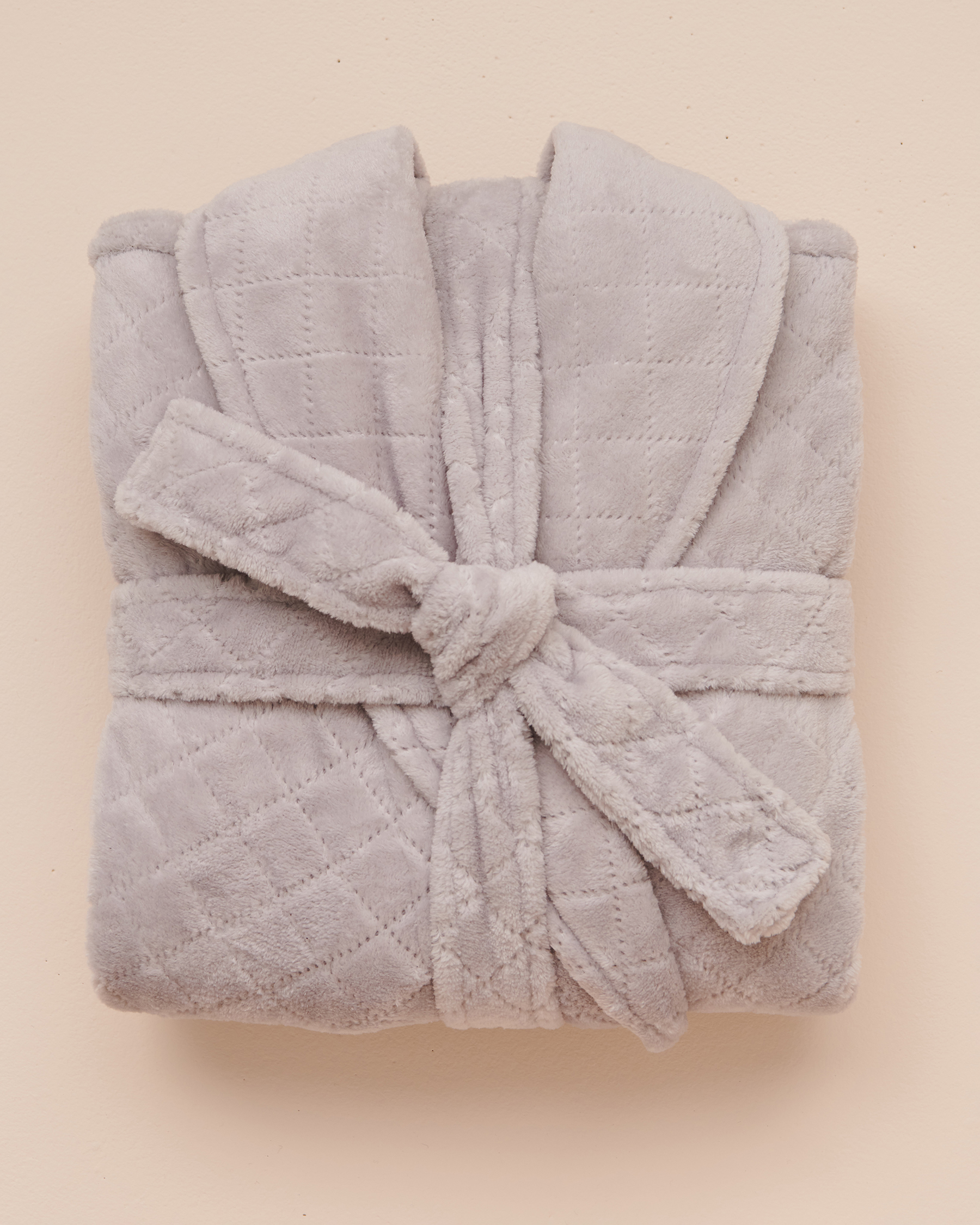 LA VIE EN ROSE Soft Plush Robe Chimney Smoke 40600145 - View4