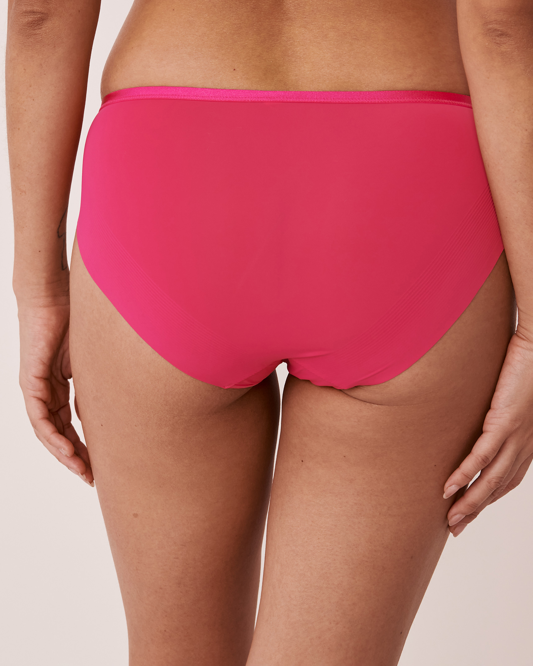 LA VIE EN ROSE Culotte bikini microfibre effet lissant Fuchsia éclatant 20300184 - Voir2