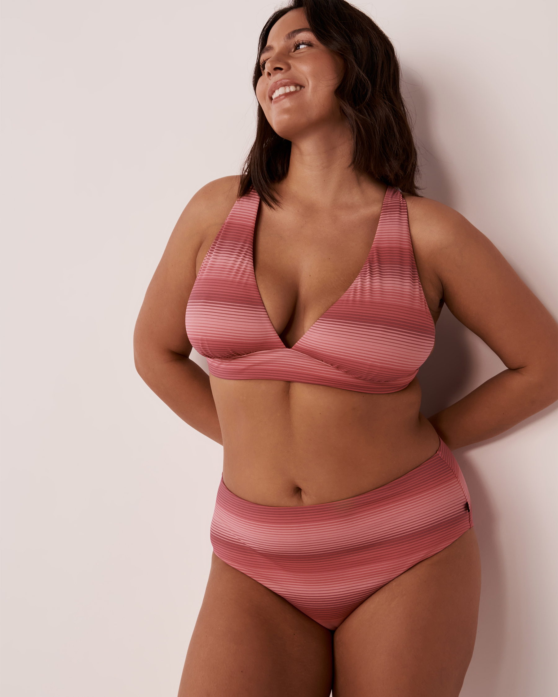 LA VIE EN ROSE AQUA Bas de bikini taille mi-haute en fibres recyclées STRIPES Rayures roses 70300363 - Voir3