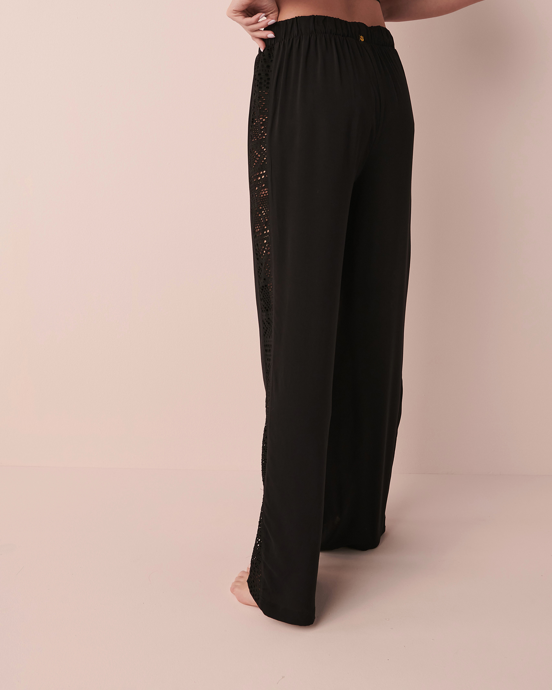 LA VIE EN ROSE AQUA Wide Leg Pants with Crochet Detail Black 80200024 - View2