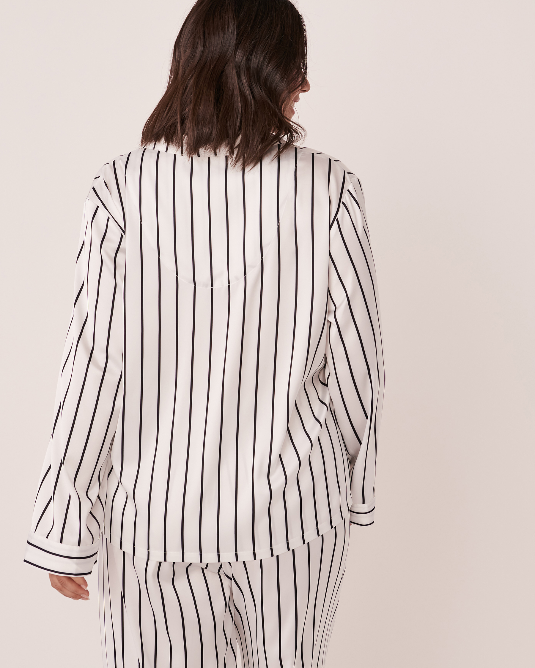 LA VIE EN ROSE Striped Satin Shirt Black and white stripe 60100060 - View6