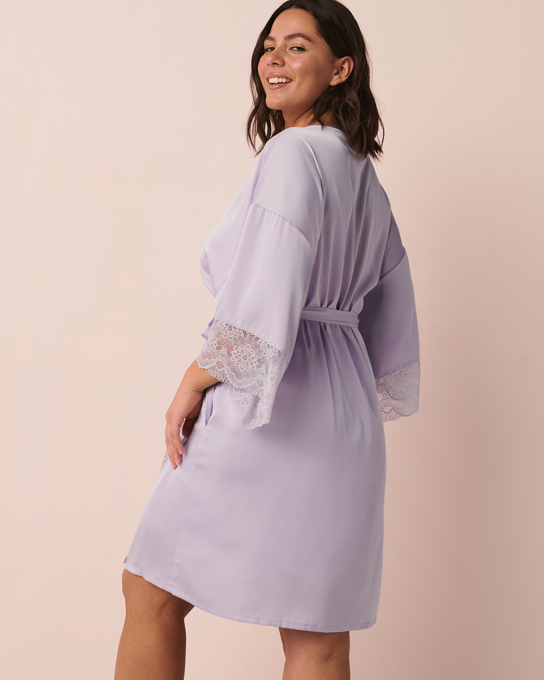 LA VIE EN ROSE Lace Trim Satin Kimono Lavender 60600045 - View6