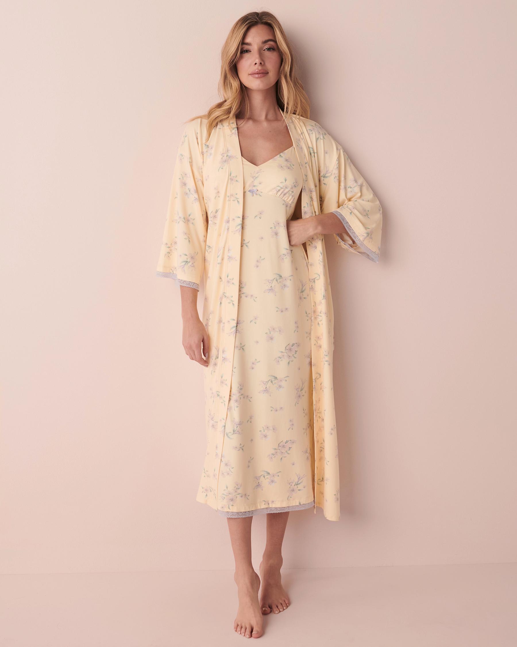 LA VIE EN ROSE Long kimono ultra doux bordure de dentelle Floral jaune 40600125 - Voir1