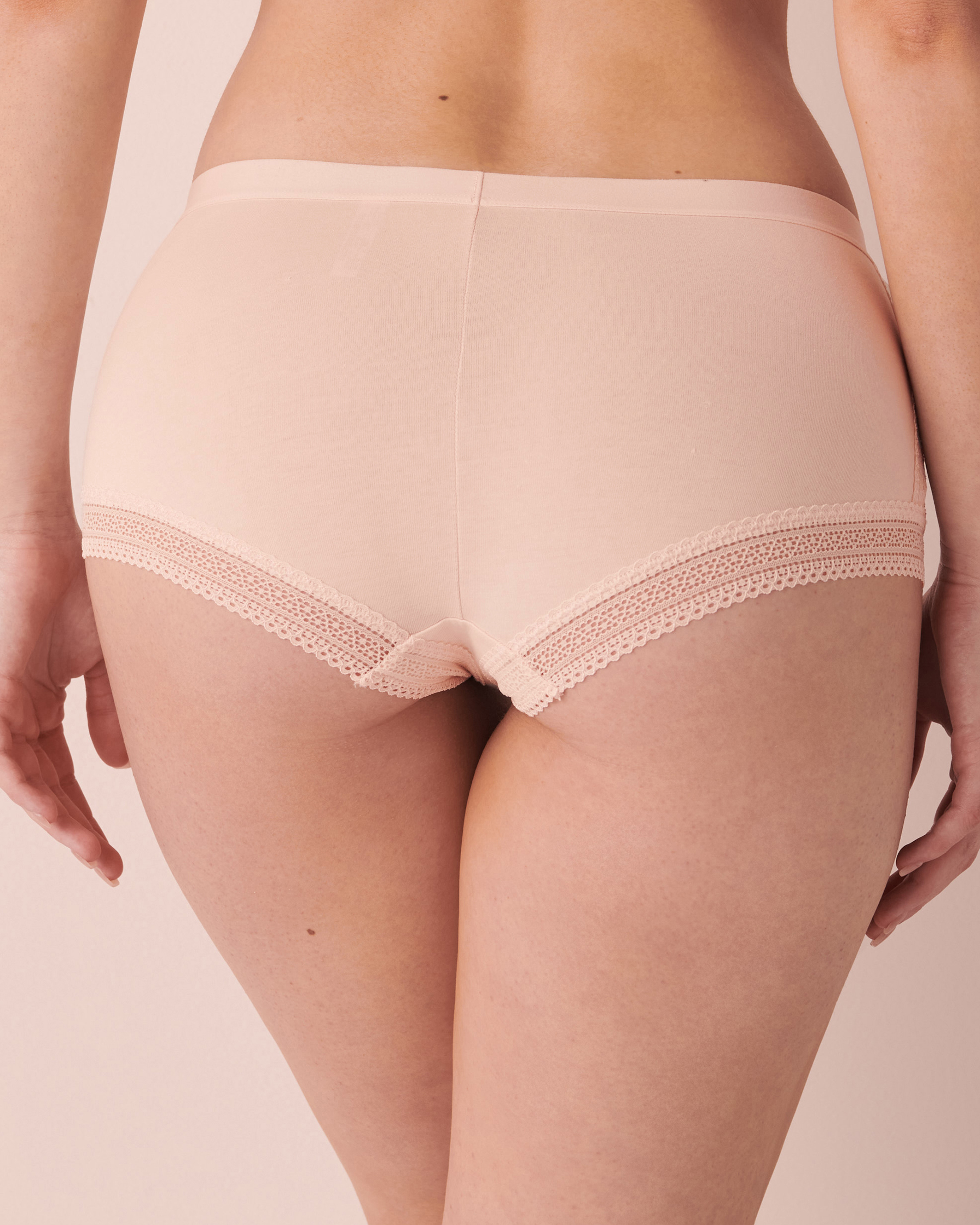 La Vie en Rose Cotton and Lace Detail Boyleg Panty. 2