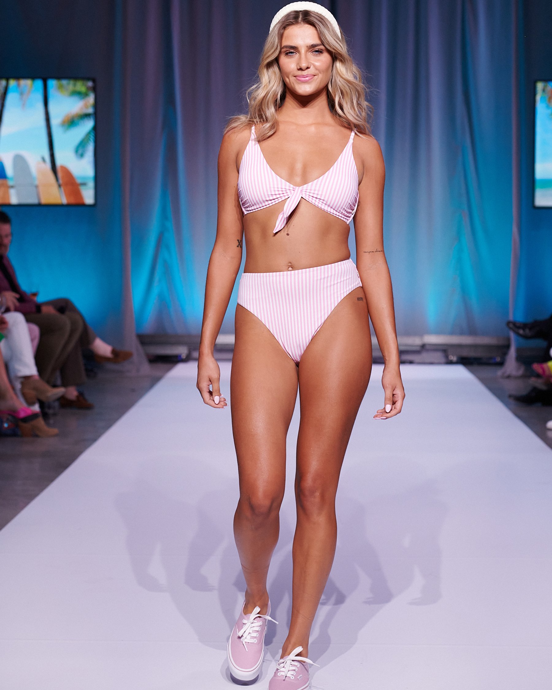 LA VIE EN ROSE AQUA LAGOON Triangle Bikini Top Pink stripes 70100479 - View5