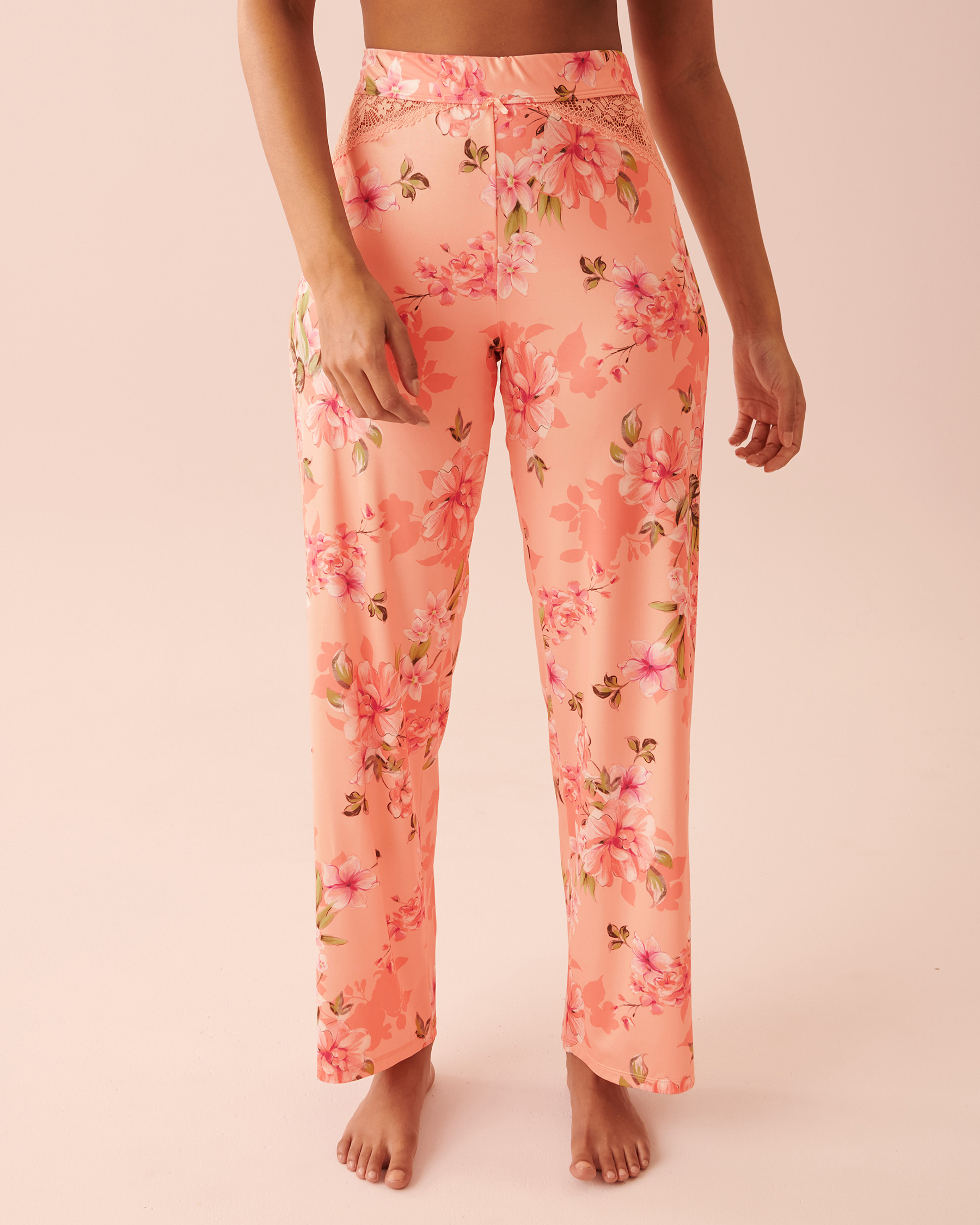 LA VIE EN ROSE Recycled Fibers Lace Trim Pants Peachy floral 60200063 - View1