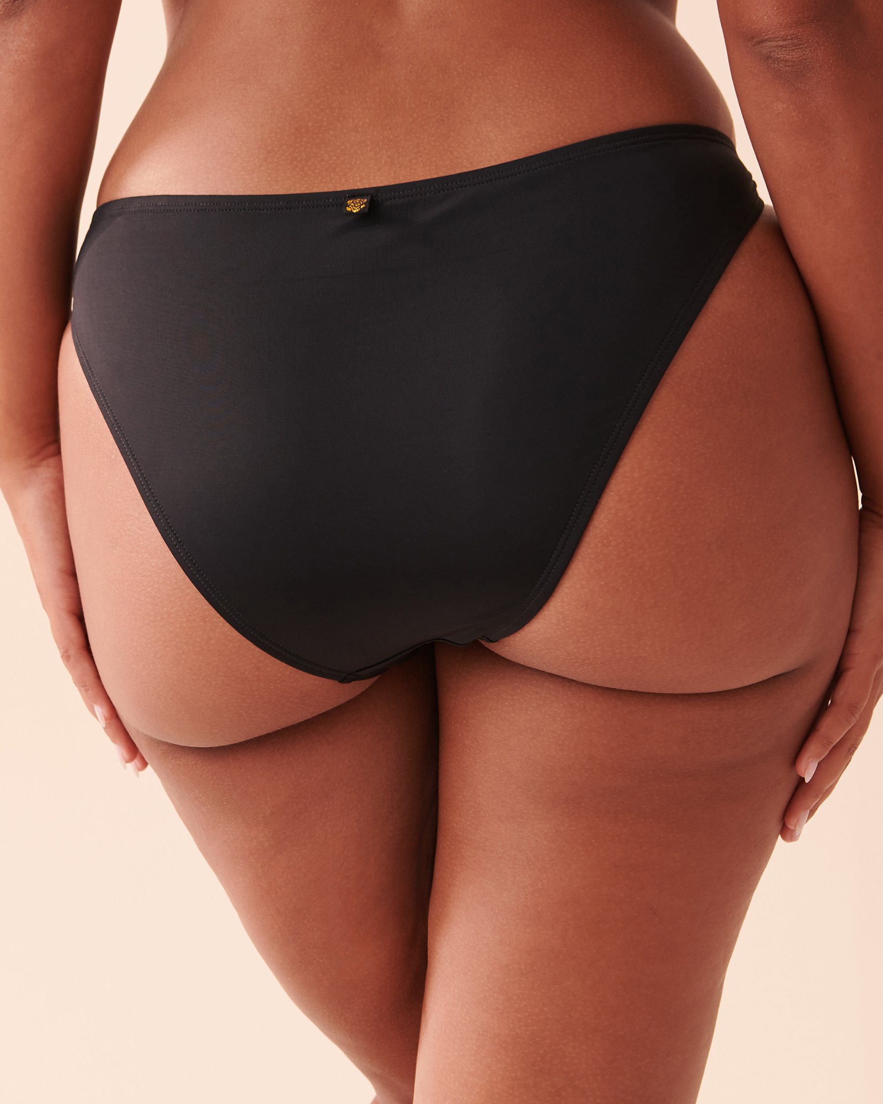 LA VIE EN ROSE AQUA BLACK Brazilian Bikini Bottom Black 70300527 - View2